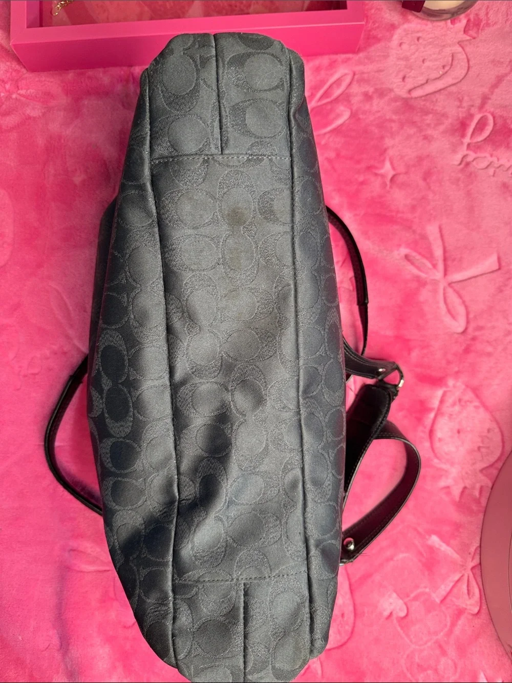 Coach signature metallic